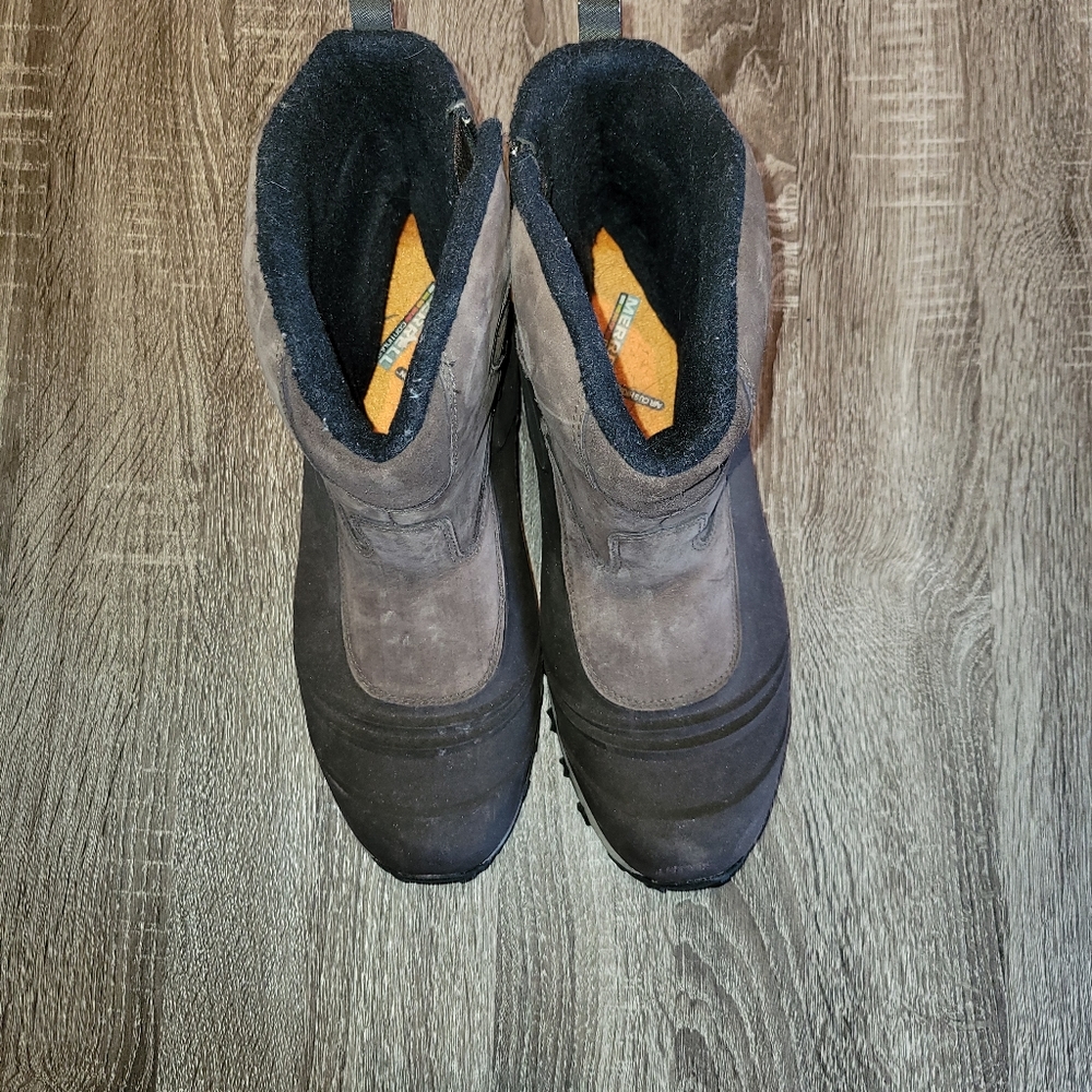 Boots - Picture 3 of 5